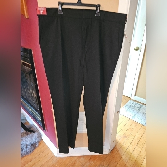 NWT Van Heusen Flex Ultra Wrinkle Free Black Stretch Pants 40 x 32 - Picture 1 of 5